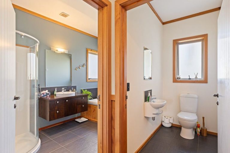 Photo of property in 201c Egmont Road, Hillsborough, New Plymouth, 4372