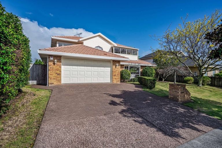 Photo of property in 28 Astoria Place, Northpark, Auckland, 2013