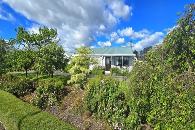 Photo of property in 86 Nursery Road, Homebush, Masterton, 5810