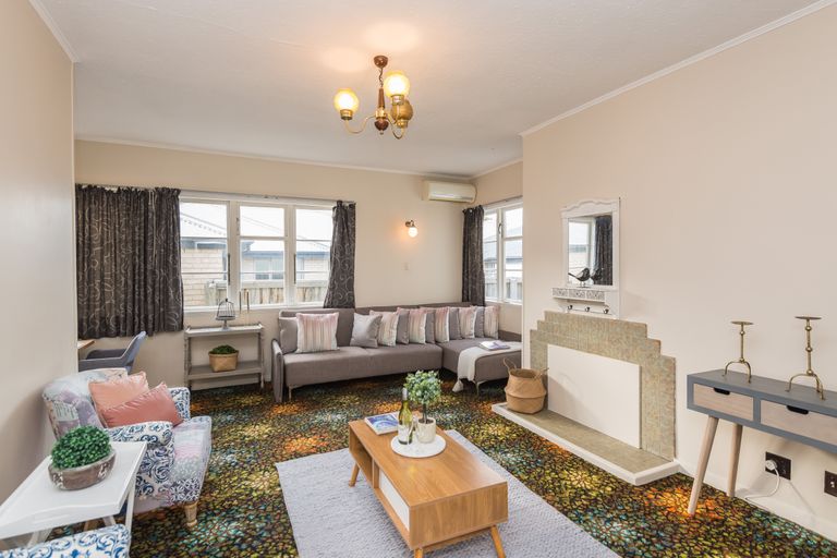 Photo of property in 236 Blenheim Road, Riccarton, Christchurch, 8041