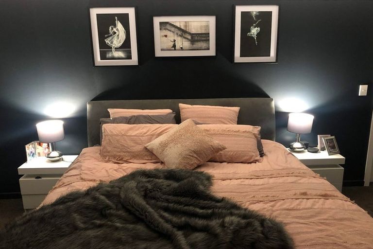 Photo of property in 129 Nicholson Road, Khandallah, Wellington, 6035