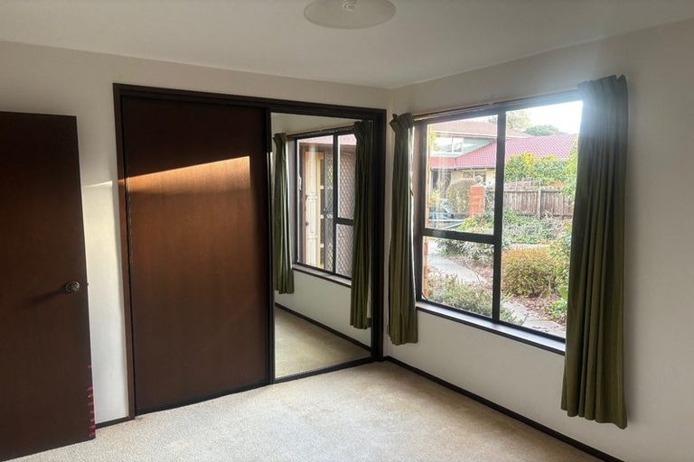 Photo of property in 24 Lodge Place, Ilam, Christchurch, 8041