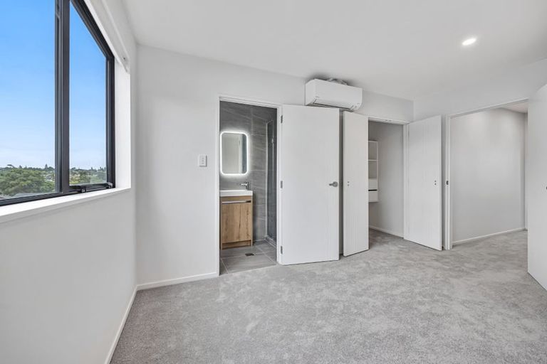Photo of property in 7/345 Pakuranga Road, Pakuranga Heights, Auckland, 2010
