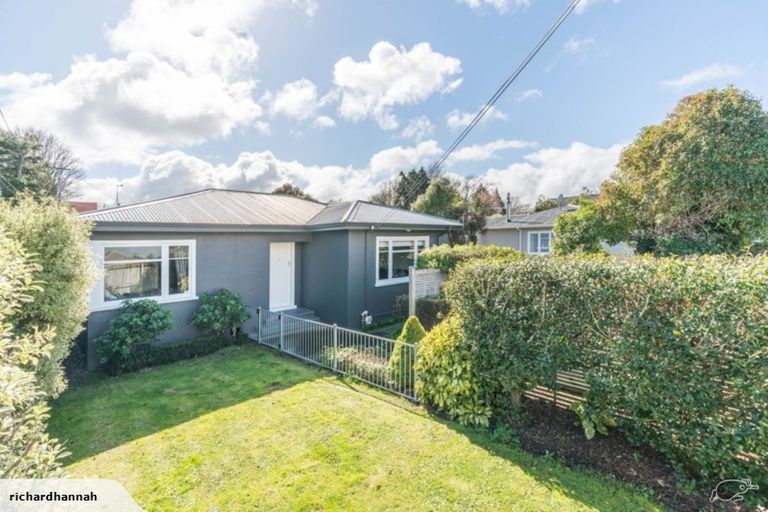 Photo of property in 19 East Street, Terrace End, Palmerston North, 4410