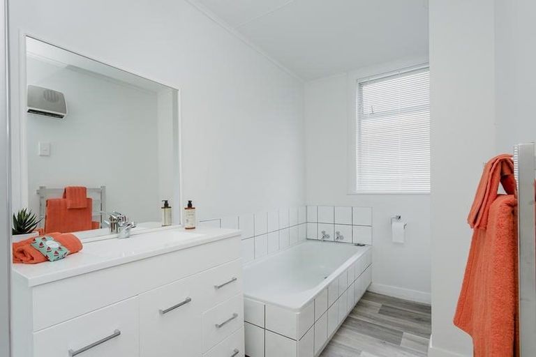 Photo of property in 13 Argyle Street, Mornington, Dunedin, 9011