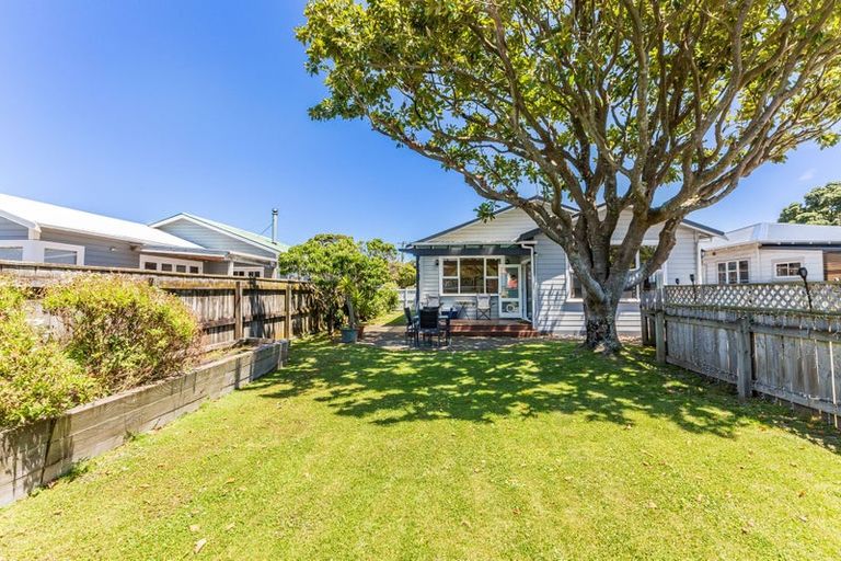 Photo of property in 7 North Street, Petone, Lower Hutt, 5012