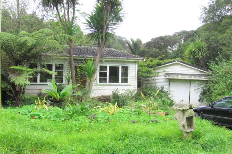 Photo of property in 18 Western Road, Laingholm, Auckland, 0604