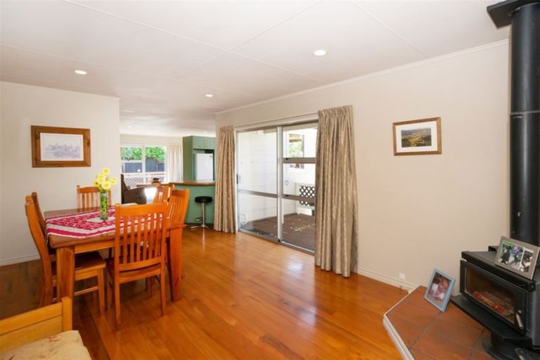 Photo of property in 16 Nicholson Street, Renwick, 7204