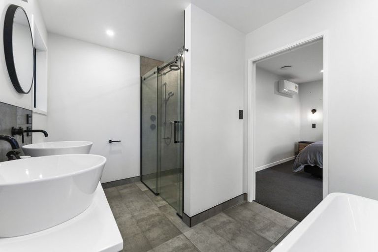 Photo of property in 47 Awatira Drive, Papamoa Beach, Papamoa, 3118