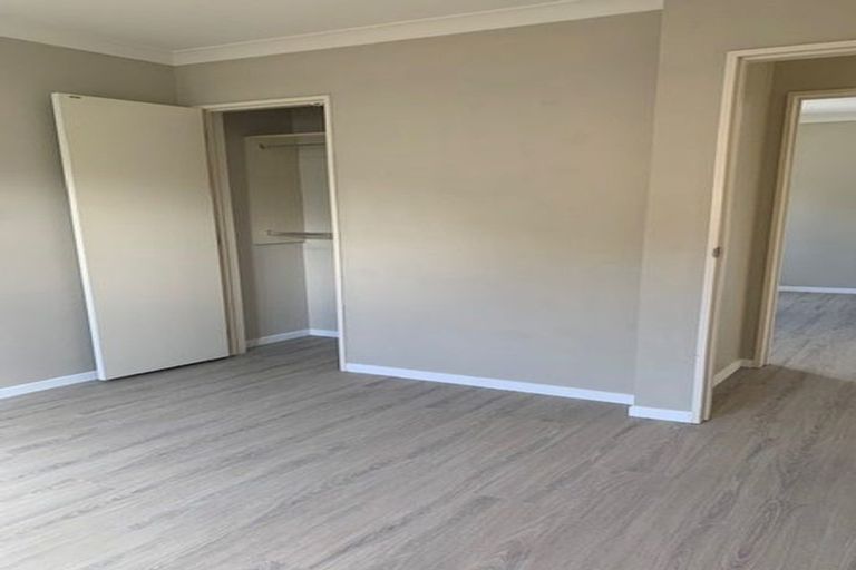 Photo of property in 22 Stamford Crescent, Flat Bush, Auckland, 2019
