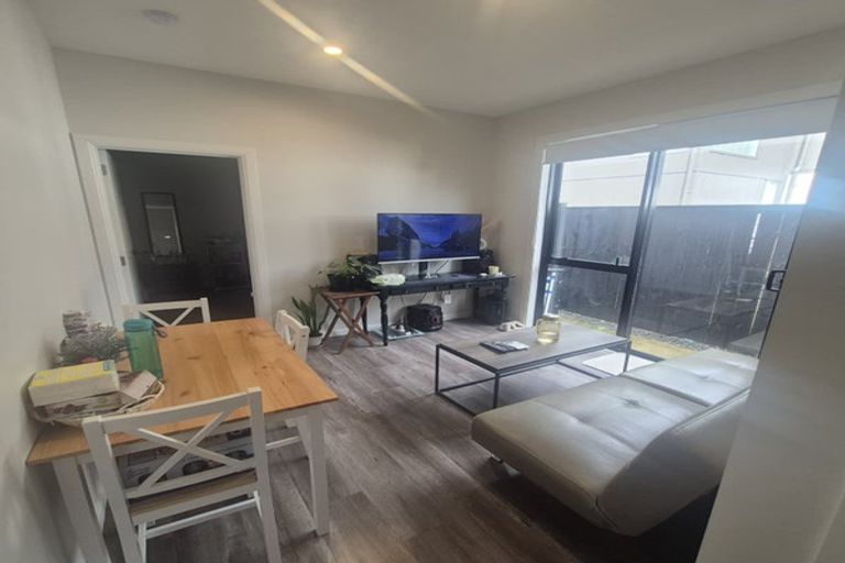 Photo of property in 45 Evergreen Parade, Rosehill, Papakura, 2113