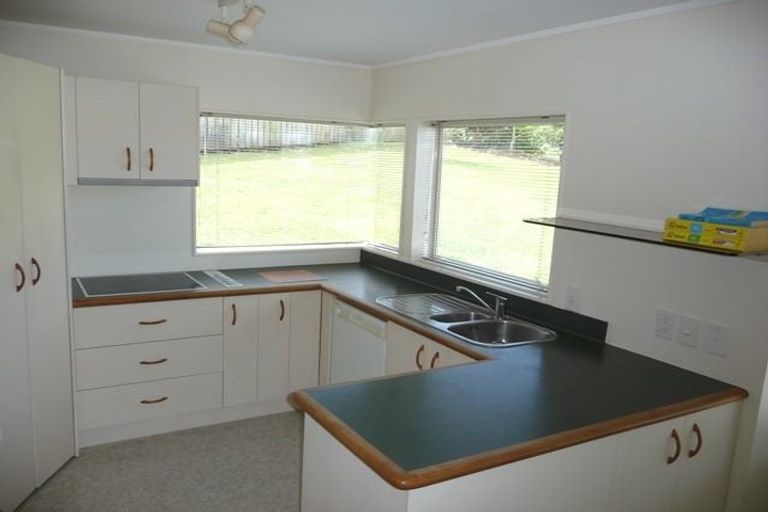 Photo of property in 14 Ellenbury Place, Stanmore Bay, Whangaparaoa, 0932