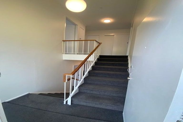 Photo of property in 1/23 Waitemata Road, Hauraki, Auckland, 0622