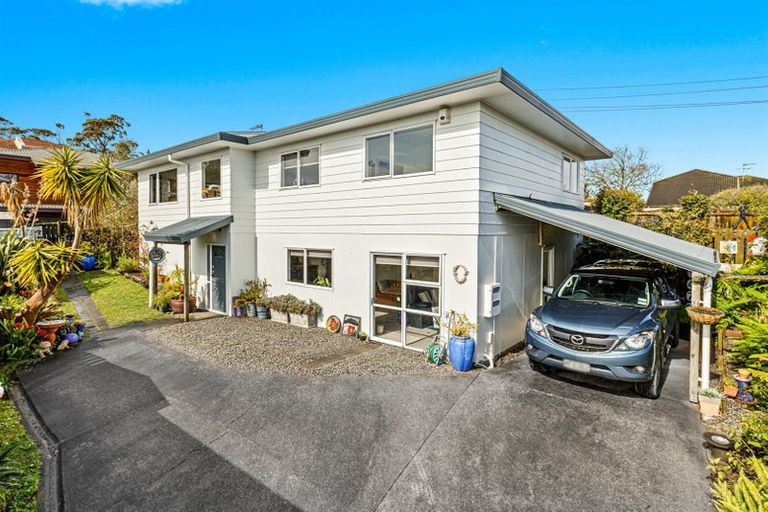 Photo of property in 2/11 Delamare Court, Sunnynook, Auckland, 0632