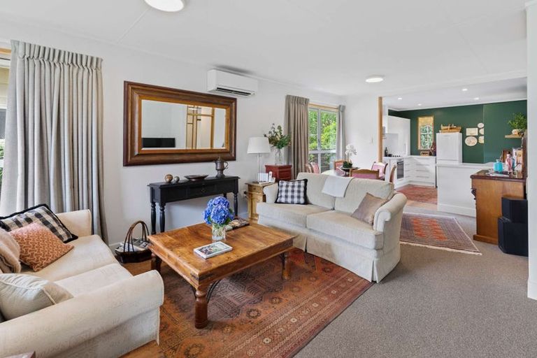 Photo of property in 11 Seaton Court, Hokowhitu, Palmerston North, 4410