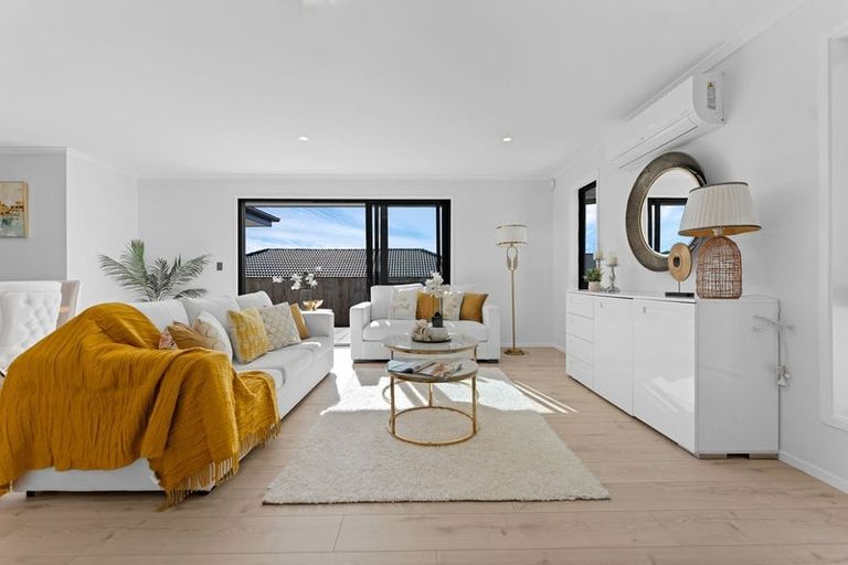 Photo of property in 11 Dolcetto Place, Pokeno, 2402