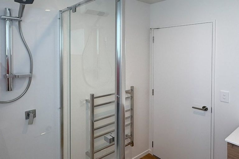 Photo of property in 1/116 Aldwins Road, Phillipstown, Christchurch, 8062