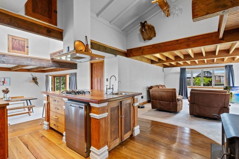 Photo of property in 25 Brown Road, Browns, Winton, 9782