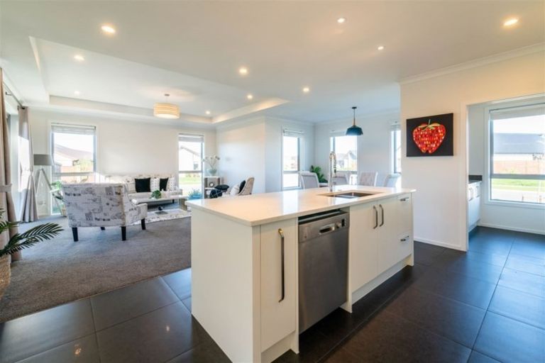 Photo of property in 39 Winfield Drive, Wigram, Christchurch, 8042