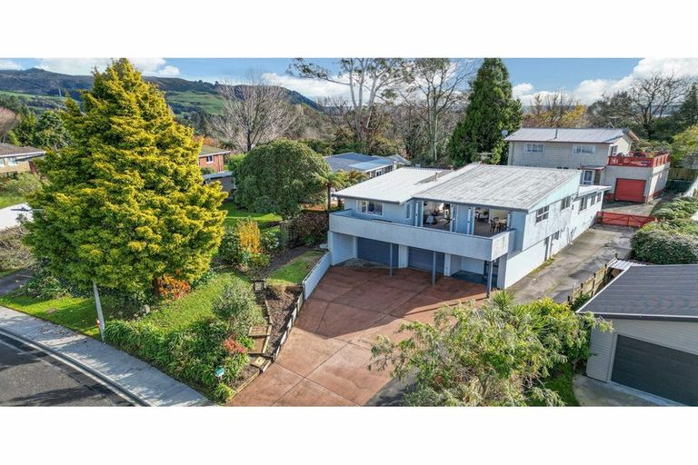 Photo of property in 3 Tirita Street, Kawaha Point, Rotorua, 3010