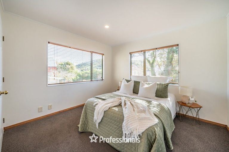 Photo of property in 16 Haast Close, Kelson, Lower Hutt, 5010