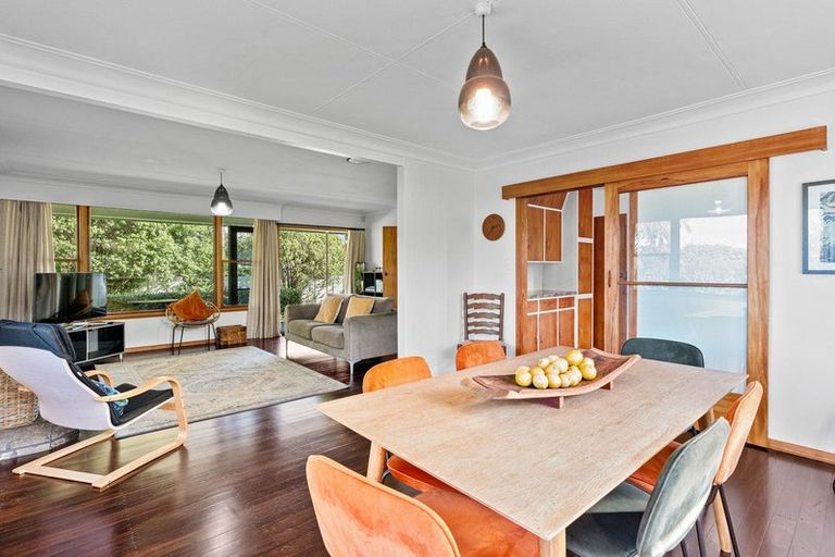 Photo of property in 12 Suez Street, Martinborough, 5711