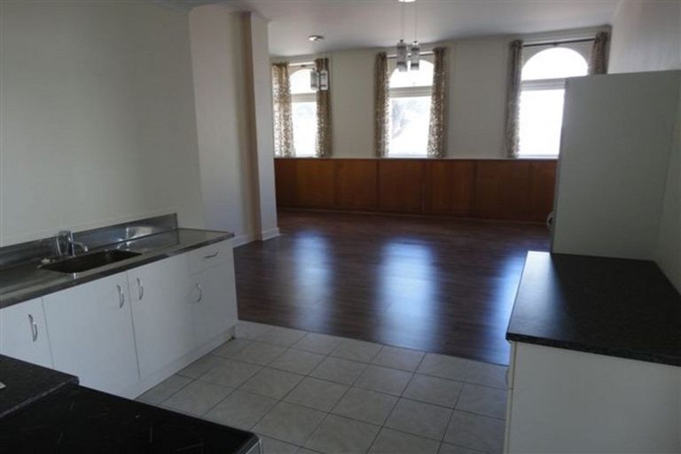 Photo of property in 69 Princes Street, Hawera, 4610