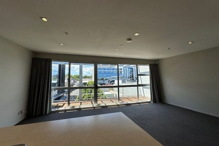 Photo of property in 1/143g Carlton Gore Road, Newmarket, Auckland, 1023