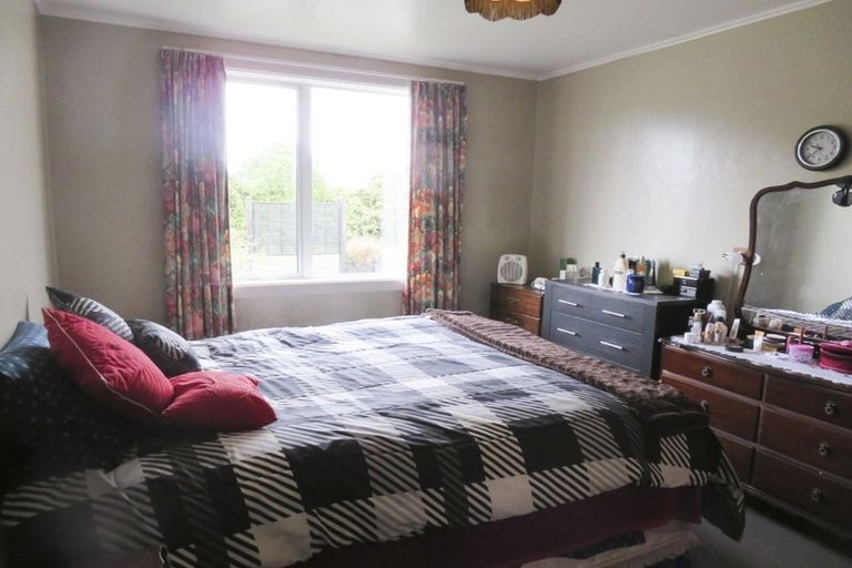 Photo of property in 2 Hamilton Street, East Gore, Gore, 9710