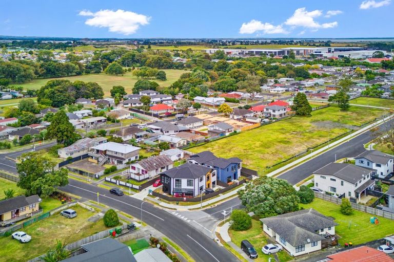Photo of property in 85b Raglan Street, Mangere East, Auckland, 2024