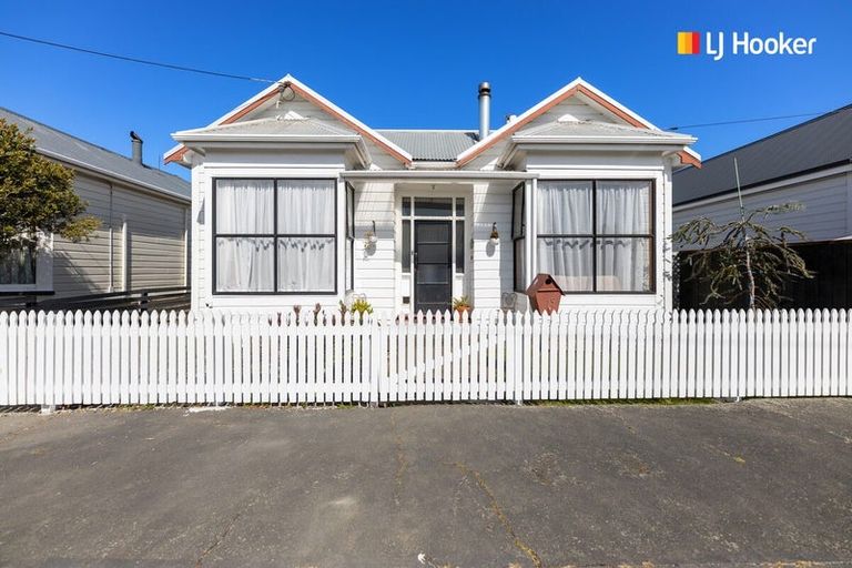 Photo of property in 19 Larkworthy Street, Saint Kilda, Dunedin, 9012