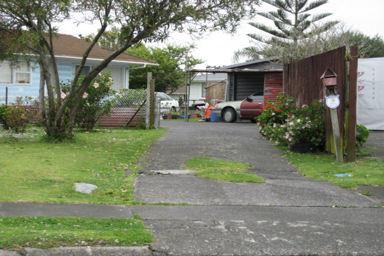 Photo of property in 7 Welby Place, Mangere, Auckland, 2022