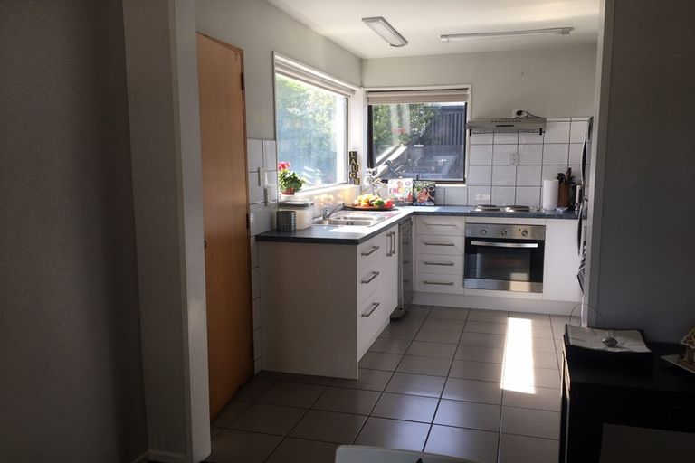 Photo of property in 2/27 Shrewsbury Street, Merivale, Christchurch, 8014