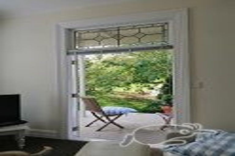 Photo of property in 11b Mays Street, Devonport, Auckland, 0624