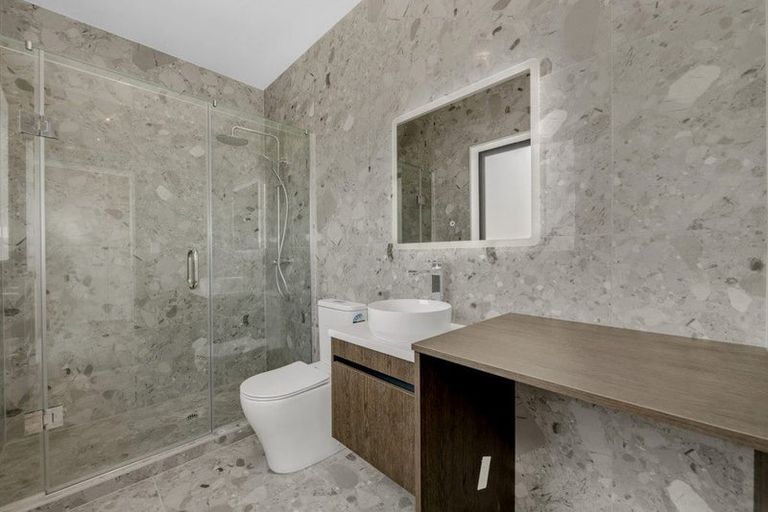 Photo of property in 27 Tannaghmore Drive, Flat Bush, 2019