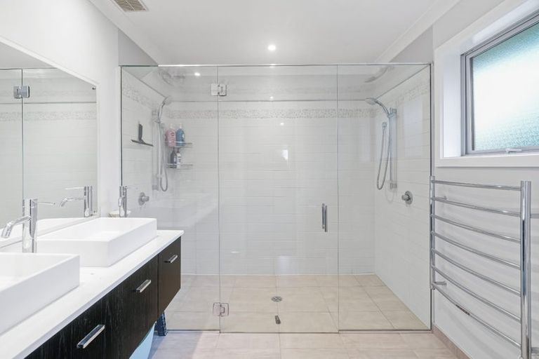 Photo of property in 12 Heaphy Court, Rolleston, 7614