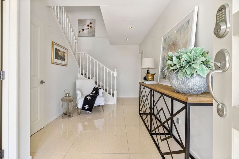 Photo of property in 36a Hart Road, Hauraki, Auckland, 0622