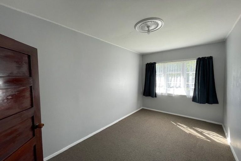 Photo of property in 96 Naenae Road, Naenae, Lower Hutt, 5011