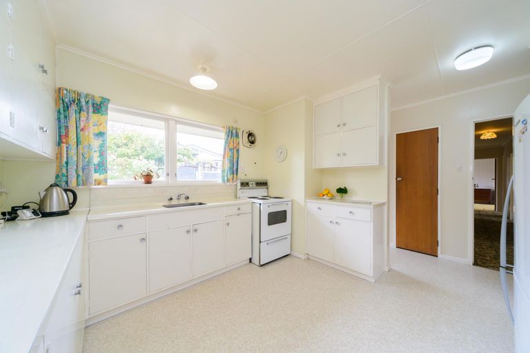 Photo of property in 2 Caccia Birch Lane, Hokowhitu, Palmerston North, 4410