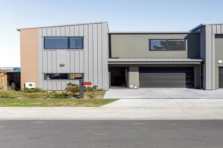 Photo of property in 15 Jacks Landing Drive, Hamilton Lake, Hamilton, 3204