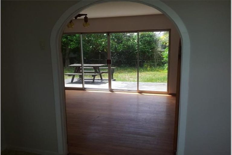 Photo of property in 41 Woodgrove Avenue, North New Brighton, Christchurch, 8083