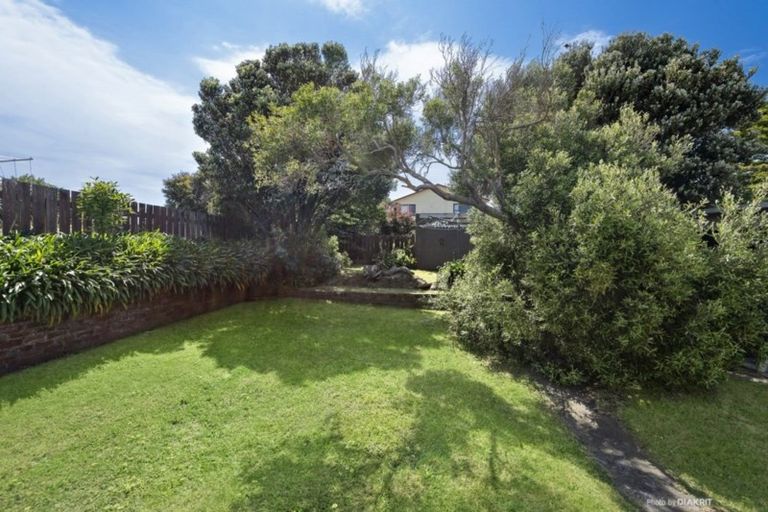 Photo of property in 19 Lonsdale Crescent, Rongotai, Wellington, 6022