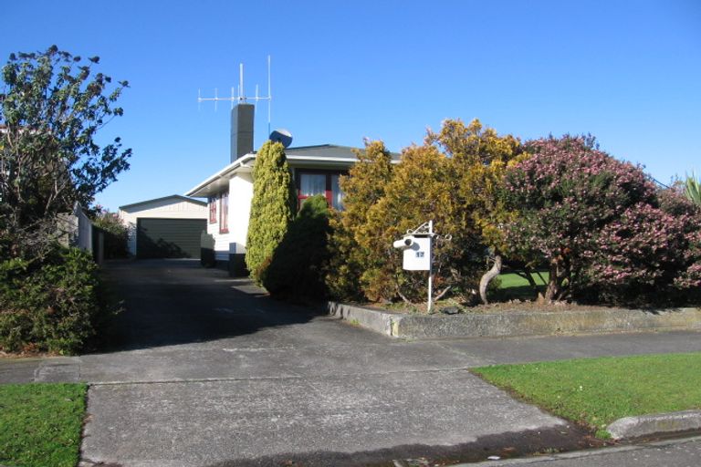Photo of property in 17 Kaituna Street, Milson, Palmerston North, 4414