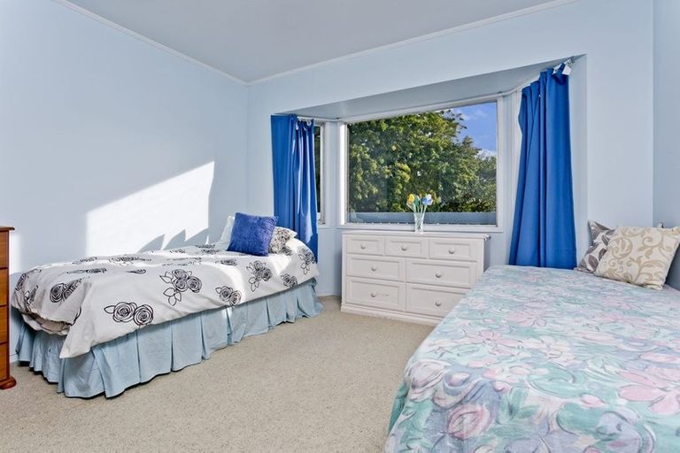 Photo of property in 7 Dianthus Place, Browns Bay, Auckland, 0630