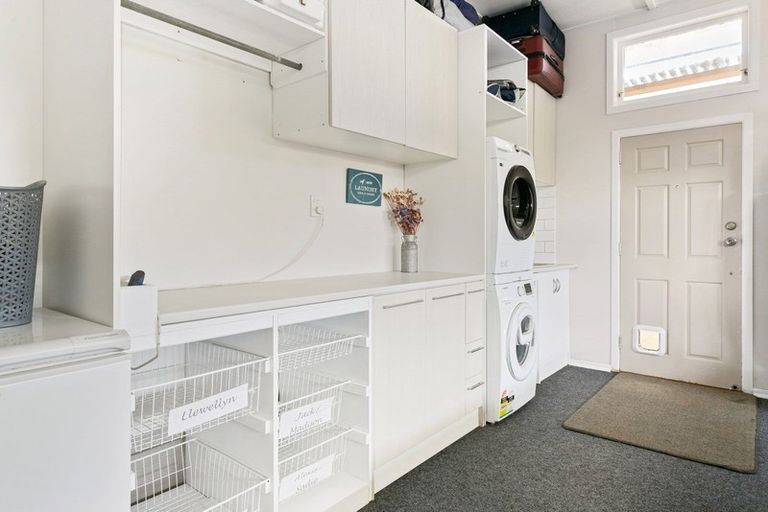 Photo of property in 158 Williams Street, Cambridge, 3434