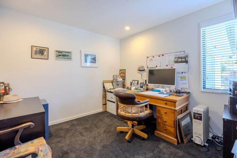 Photo of property in 5 Clearview Street, Wanaka, 9305