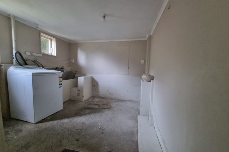 Photo of property in 93 Monorgan Road, Strathmore Park, Wellington, 6022