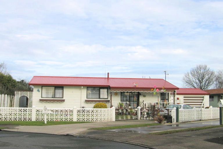 Photo of property in 14 Brightwell Place, Nawton, Hamilton, 3200