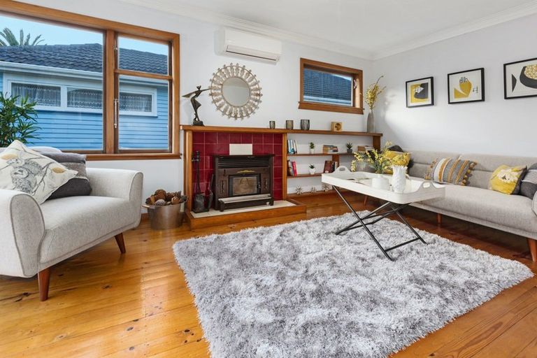 Photo of property in 312 Main Road, Tawa, Wellington, 5028