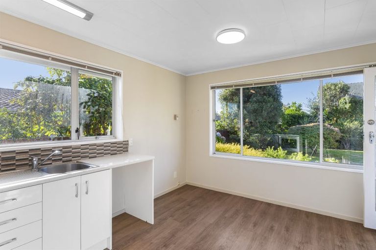 Photo of property in 23a Kapanui Road, Waikanae, 5036